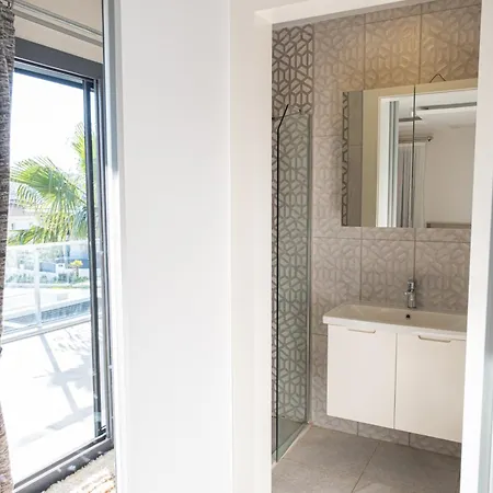 Villa Lueks Huzurlu Yeni Çeşme