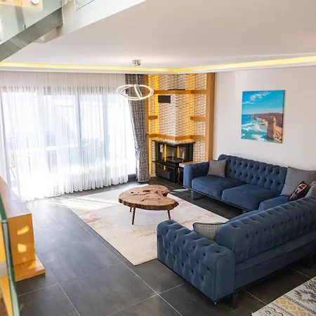 Lueks Huzurlu Yeni Вилла