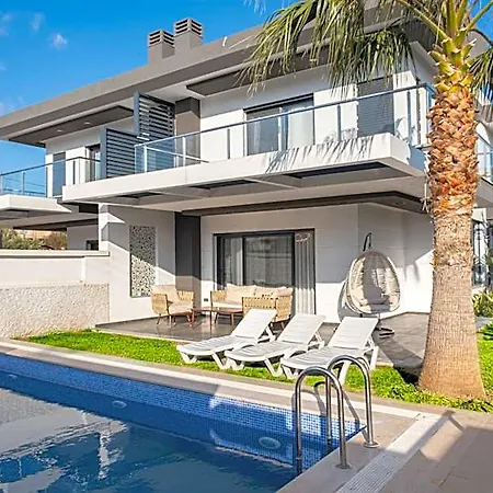 Villa Lueks Huzurlu Yeni Cesme