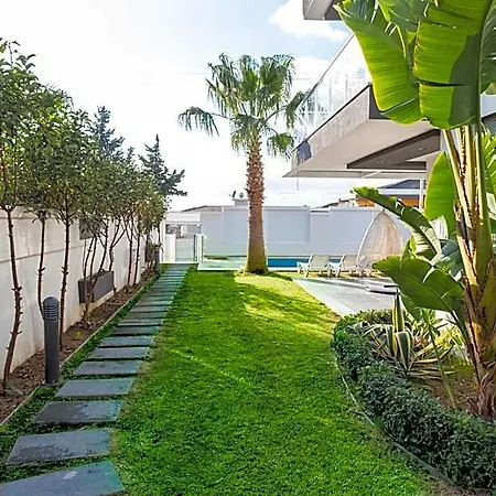 Villa Lueks Huzurlu Yeni Cesme